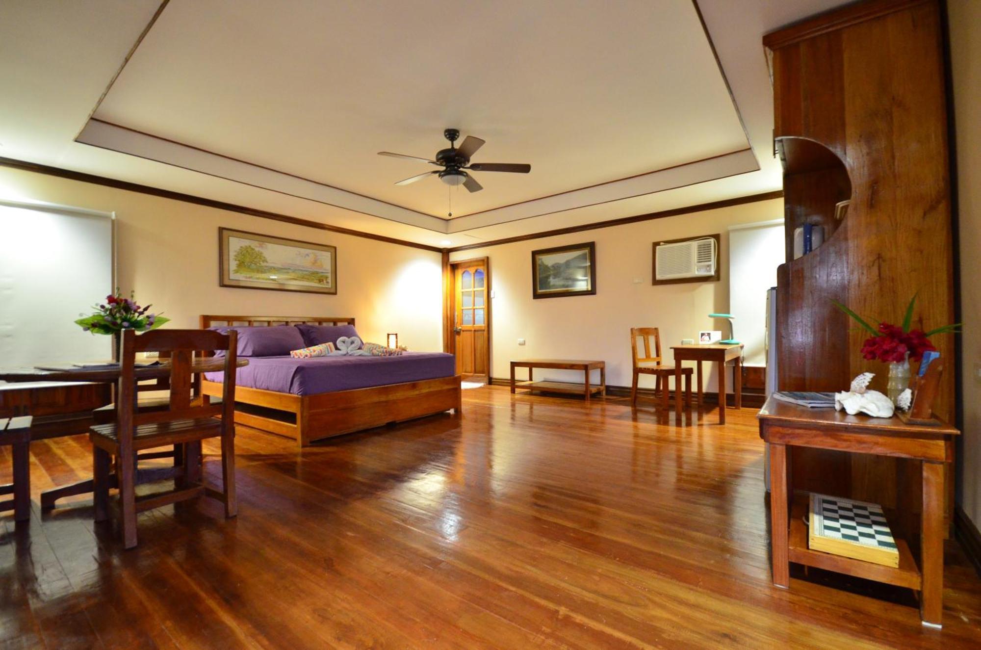 Arena Island Resort Bilik gambar