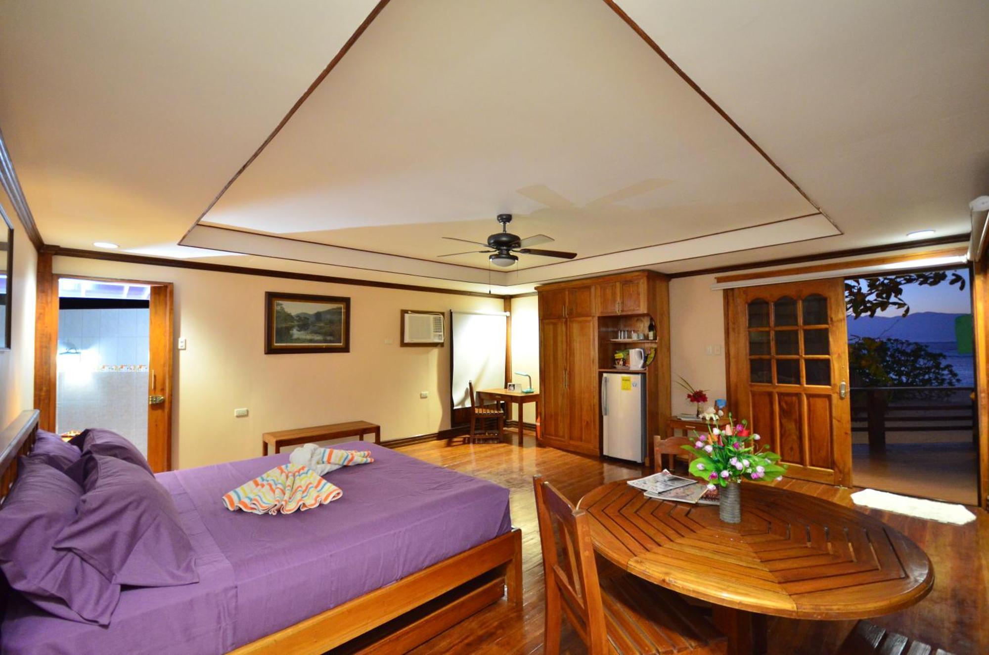 Arena Island Resort Bilik gambar