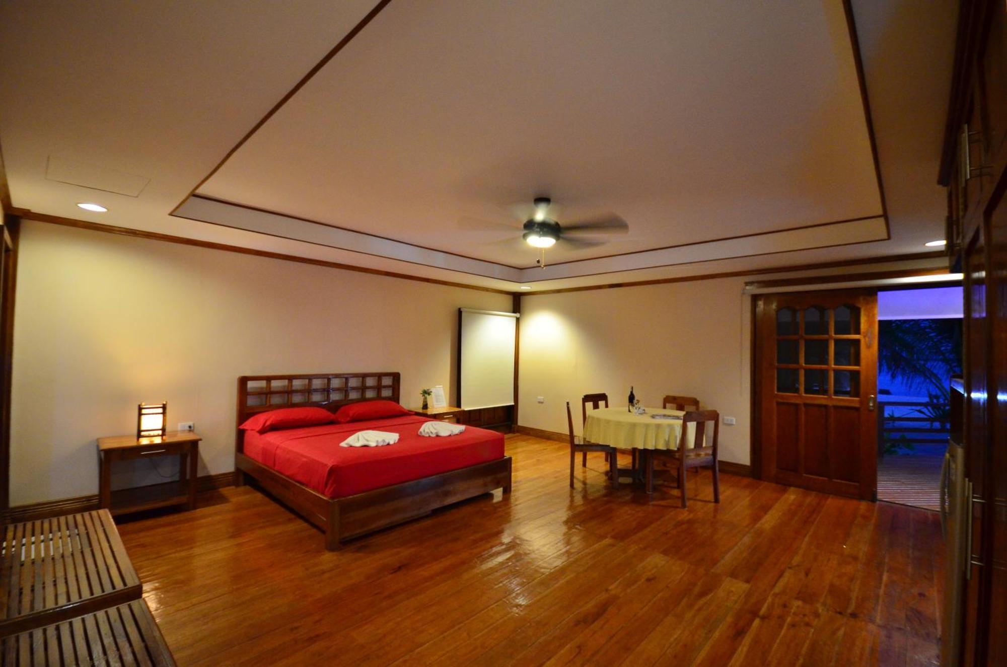 Arena Island Resort Bilik gambar